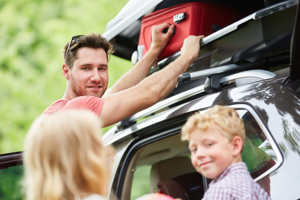 Dachbox für den Sommerurlaub mieten – mehr Platz für Ihre Reise